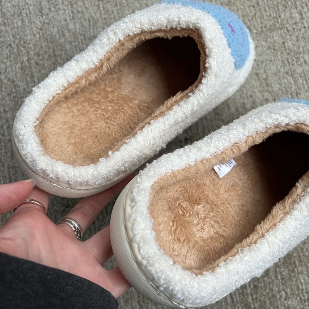 Smiley Slippers - Picture 4 of 4